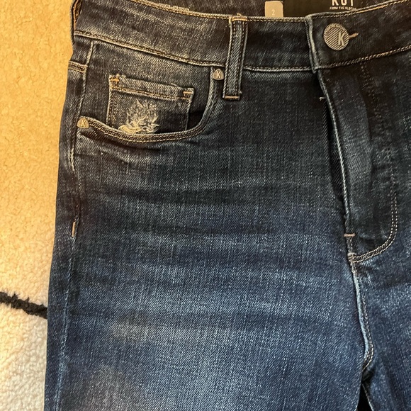 NWT Kut from the Kloth Sz 2 Reese Fab Ab Straight - Picture 4 of 6
